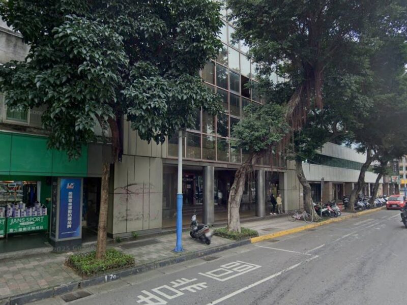 ✨✨民族東路 X 中山北路口整棟餐廳店面✨✨大面寬大坪數|民族東路